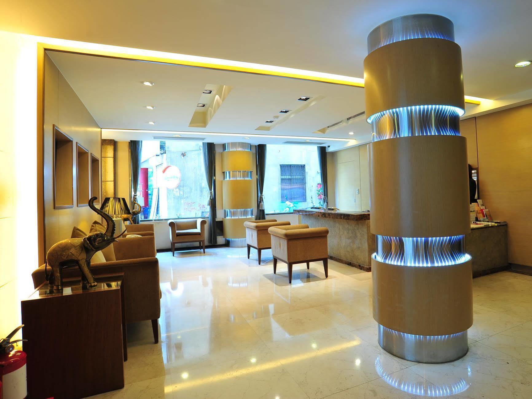 Shin Yuan Celeb Metro Hotel Hsinchu City Exterior photo