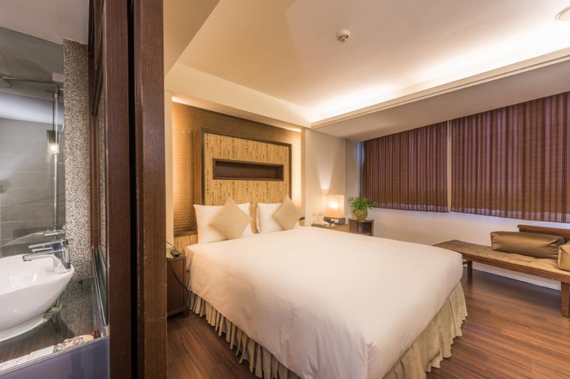 Shin Yuan Celeb Metro Hotel Hsinchu City Exterior photo